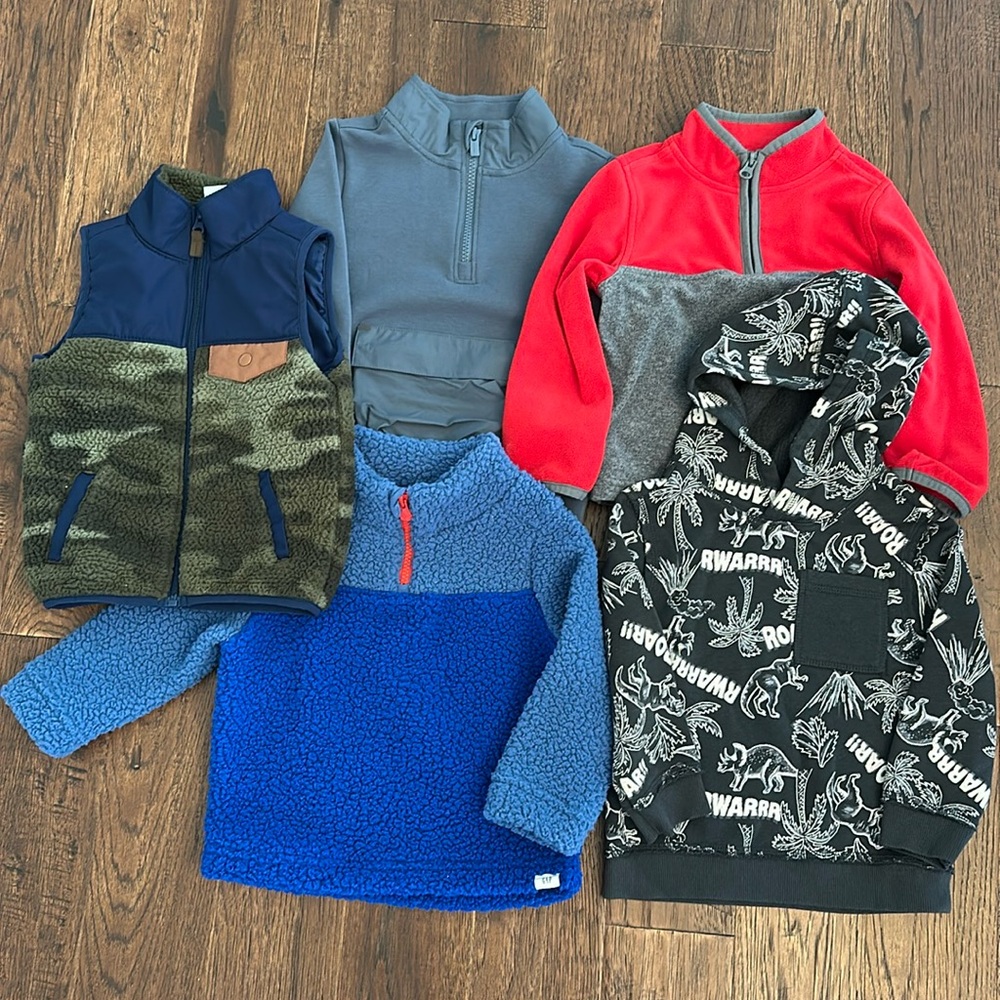 Toddler Boys 2T Tops Sweatshirts Vest Lot of 5